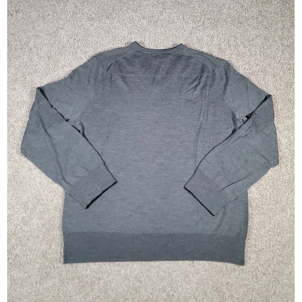 Banana Republic Luxury Blend Mens XL Gray Sweater Silk Wool V-Neck Long Sleeve